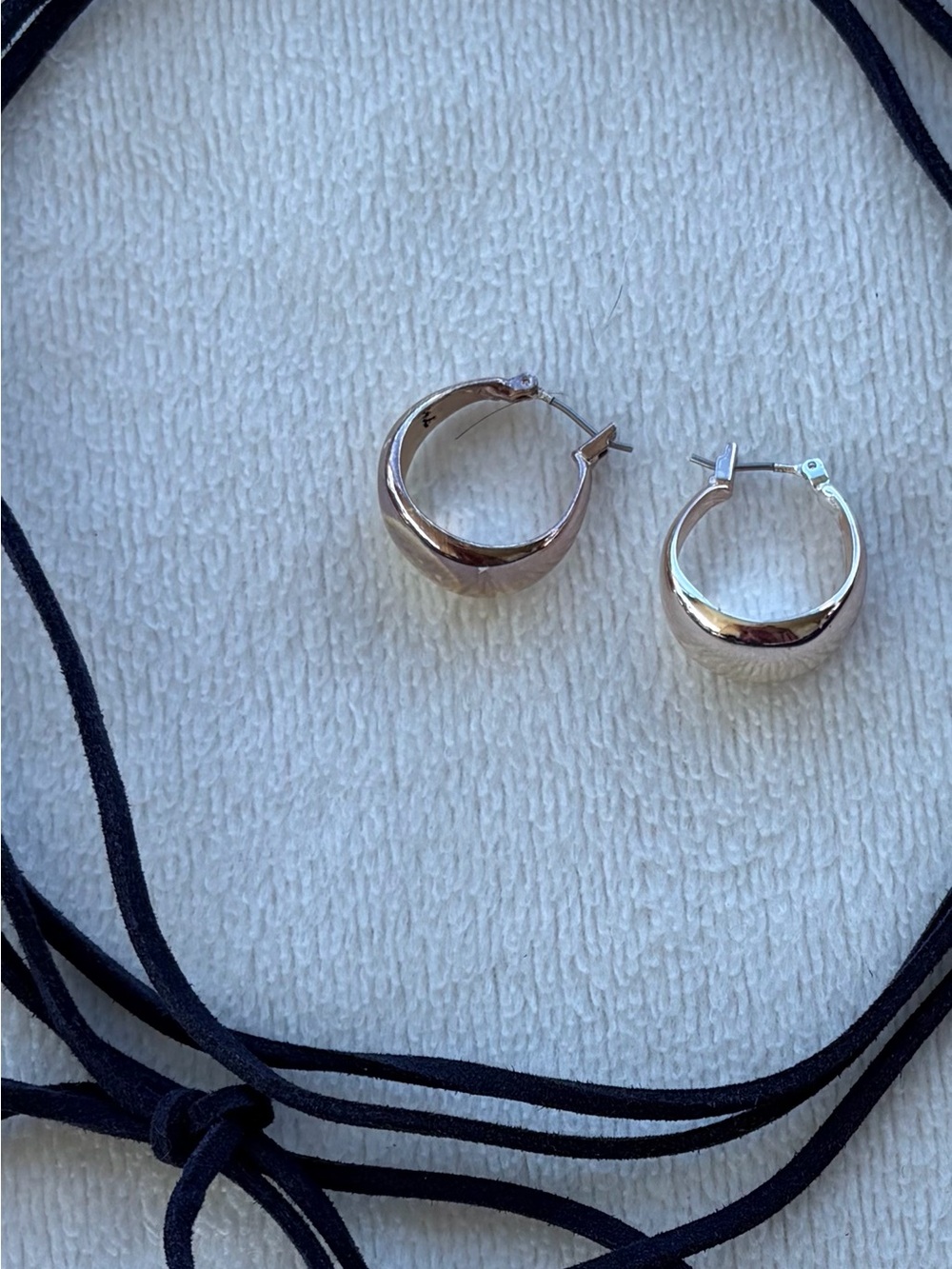 Chloe + Isabel Silver Hoop Earrings - Classic Polished Hoops